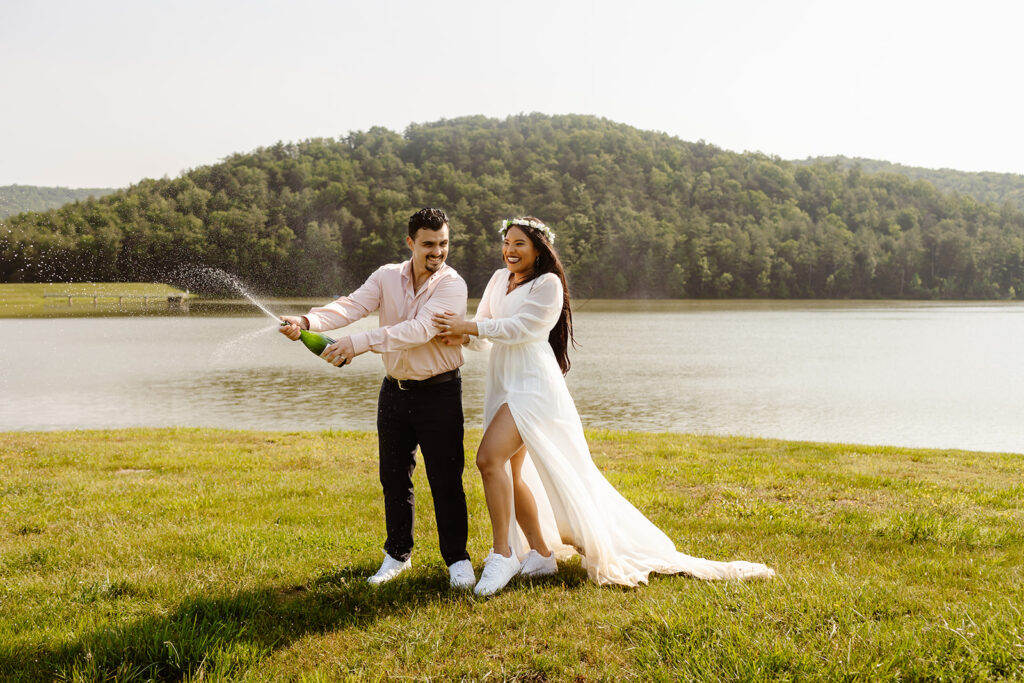 How to plan an 8-hour elopement in Shenandoah
Elopement planning
Shenandoah elopement
Intimate wedding
Elopement destination
Elopement photography
Adventure elopement