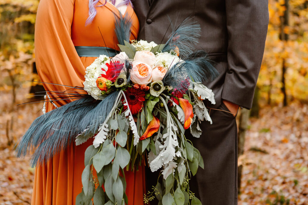the fall elopement wedding bouquet 