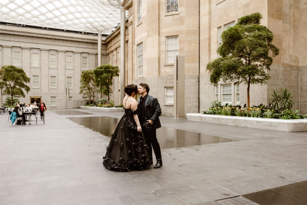 dc elopement couple at the national gallery of art