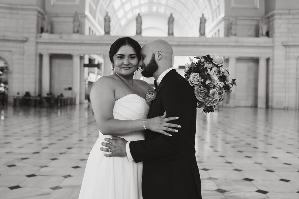 the wedding couple black and white wedding photo at the Union Station in Washington DC