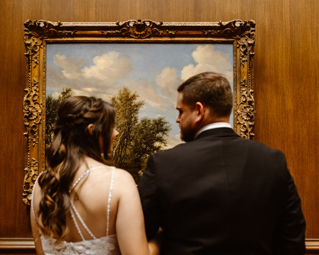 the wedding couple at the National Gallery of Art for their elopement photography