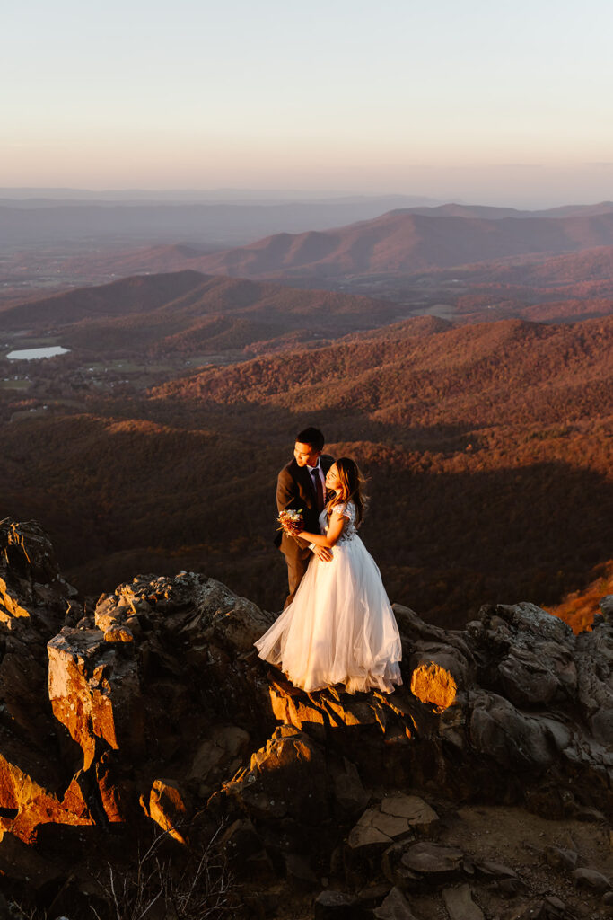sunset wedding photos at Shenandoah National Park in the fall 