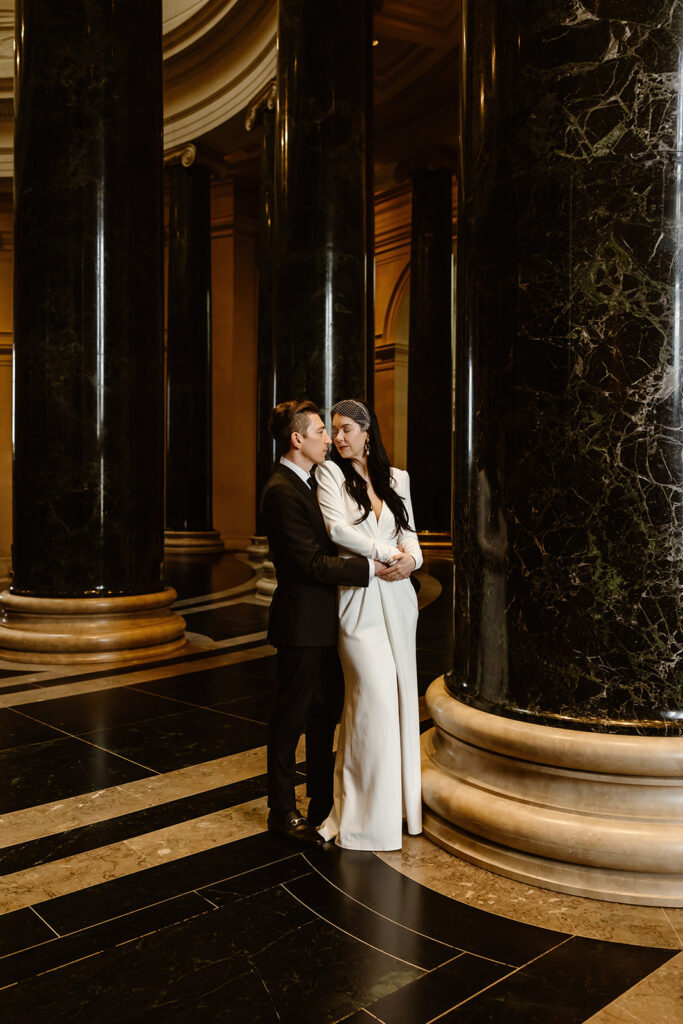 the wedding couple the pillars at the National Gallery of Art