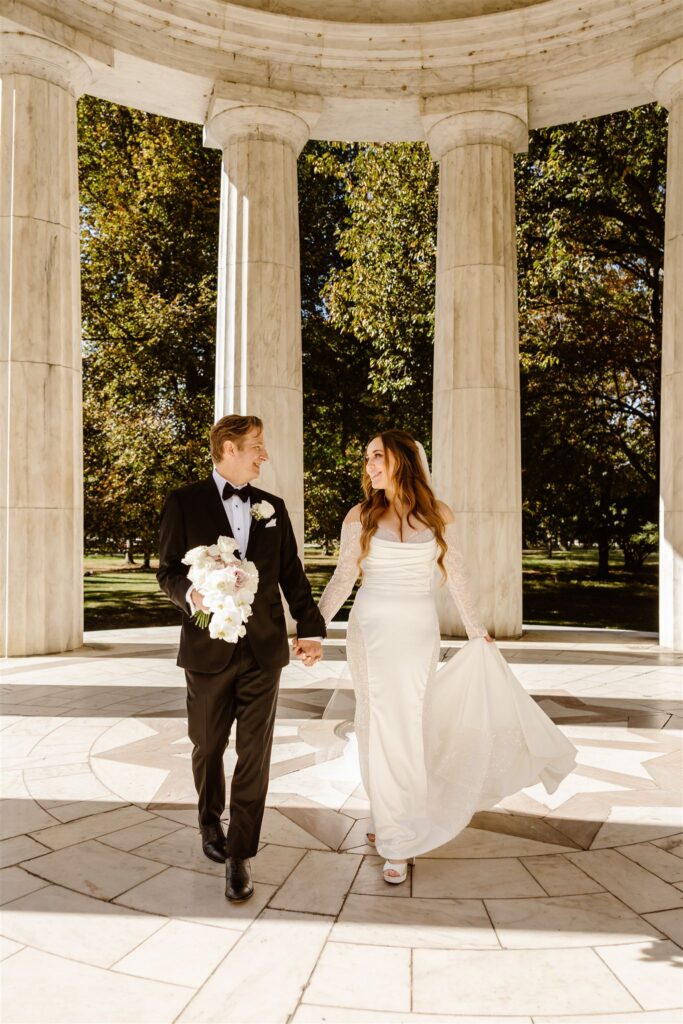 romantic dc elopement at the war memorial