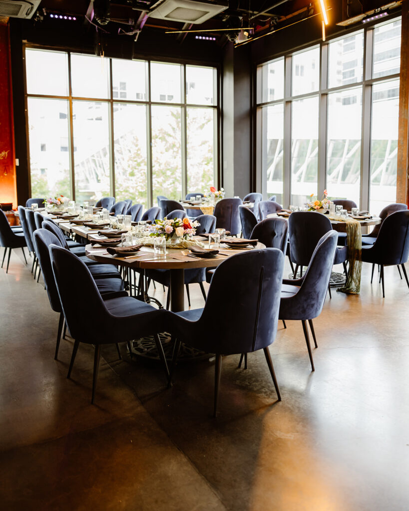 the table and chairs at the wedding venue in Northern Virginia