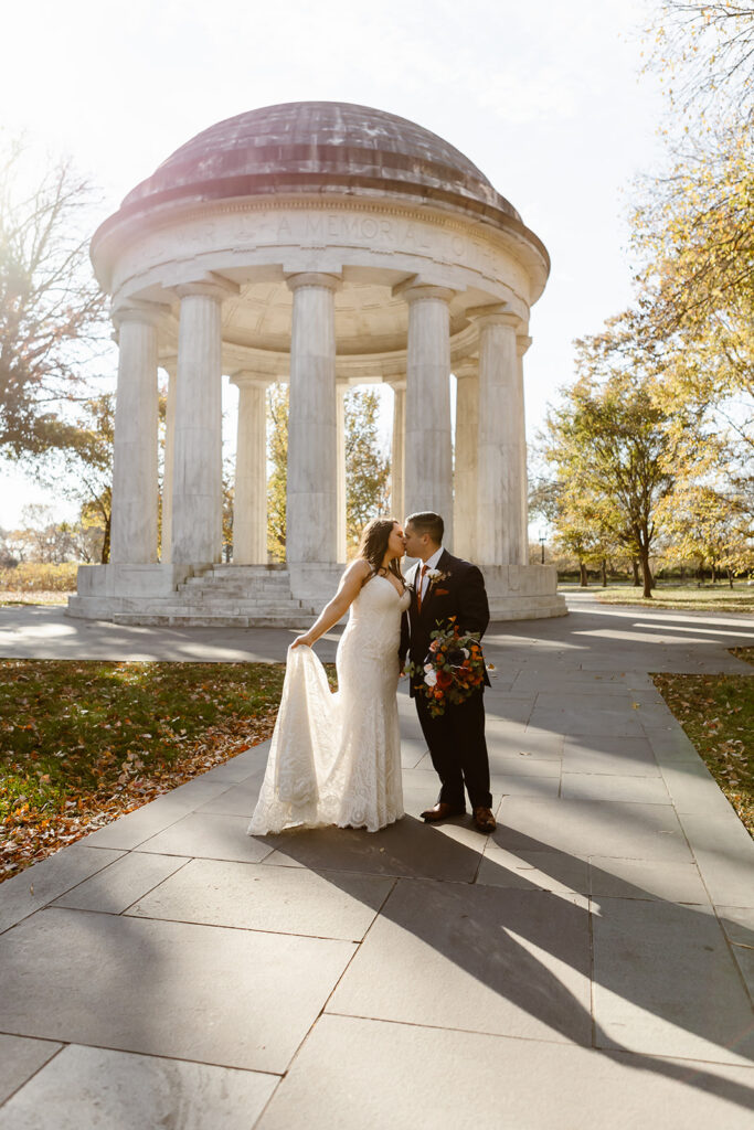 DC War Memorial Couple getting married