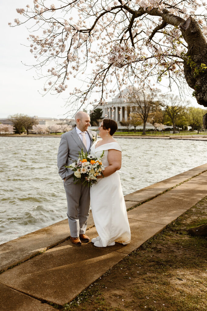 cherry blossom wedding photos in washington dc