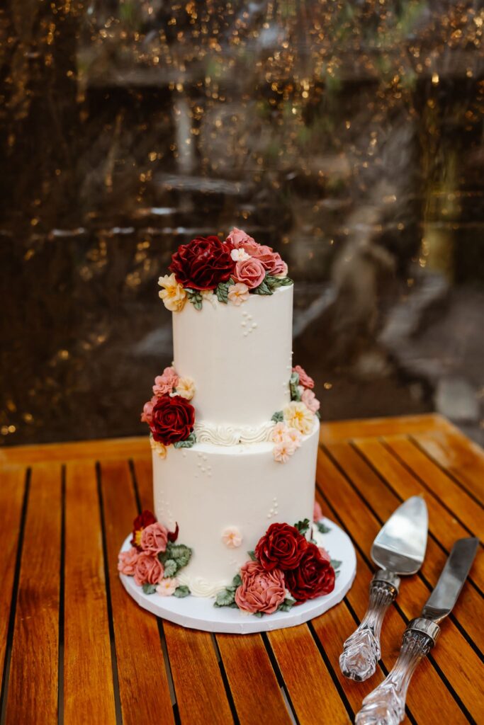 beautiful wedding cake