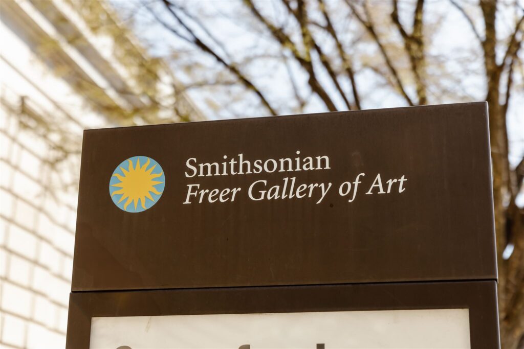 sign to freer gallery of art