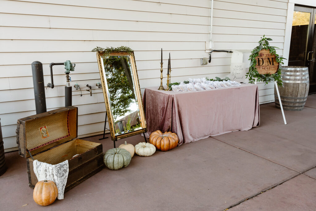 welcome table set up