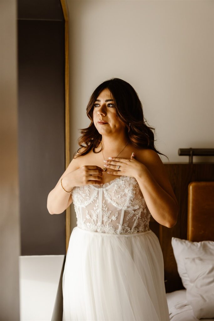 bride getting ready at the hotel