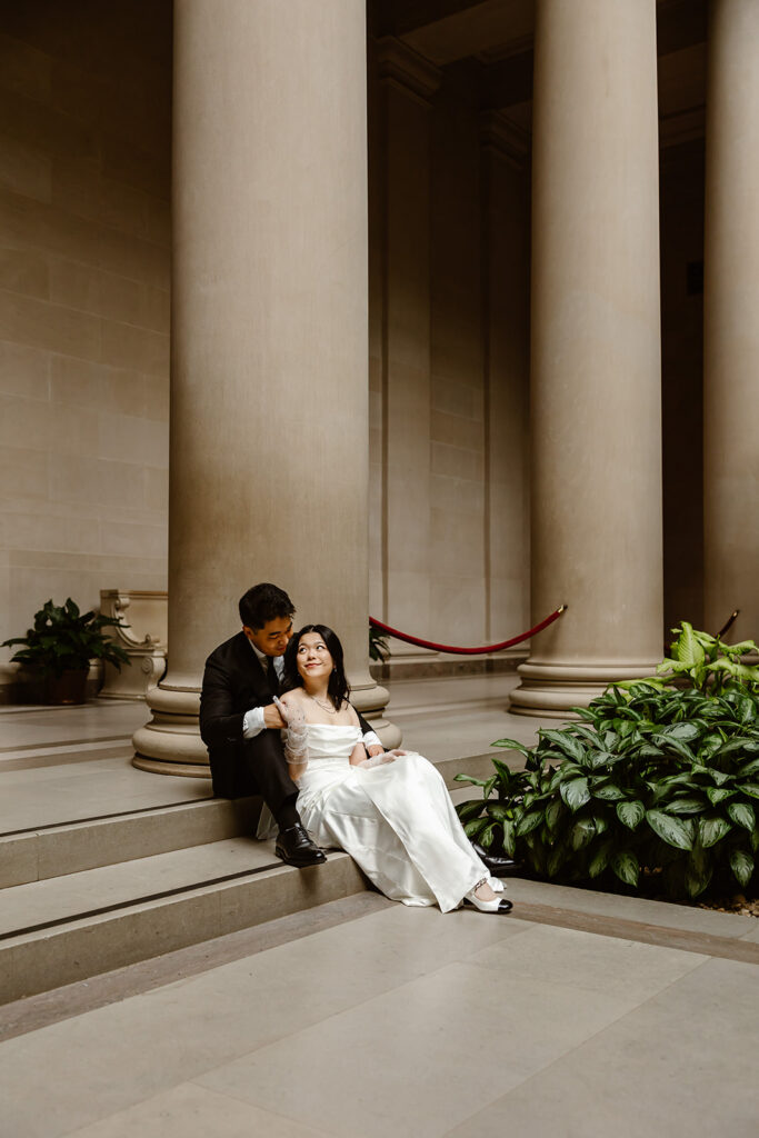 playful and romantic elopement couple moments at the national gallery of art in dc