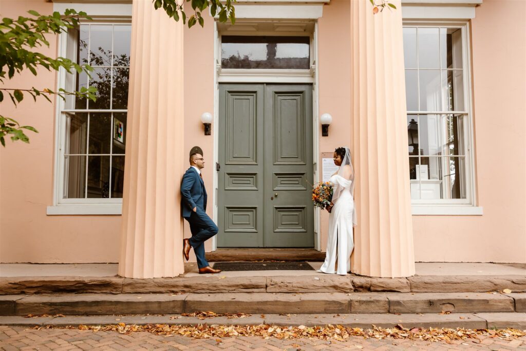 elegant elopement couple photos in Old town alexandria
