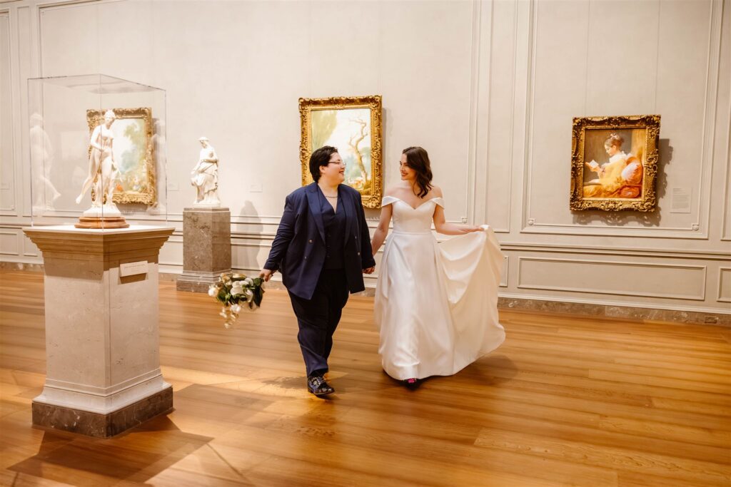 the wedding couple at the National Gallery of Art