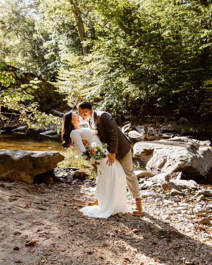 elopement couple at the rock creek park